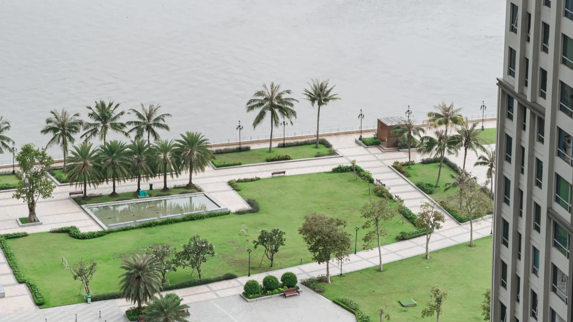 Vinhomes Central Park Collection XIII Ho Chi Minh City Apartment