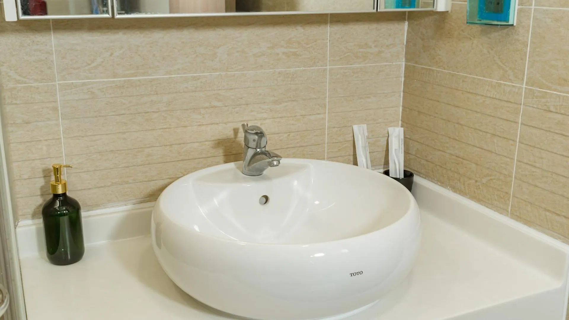 Vinhomes Central Park Collection XIII Ho Chi Minh City 0*,