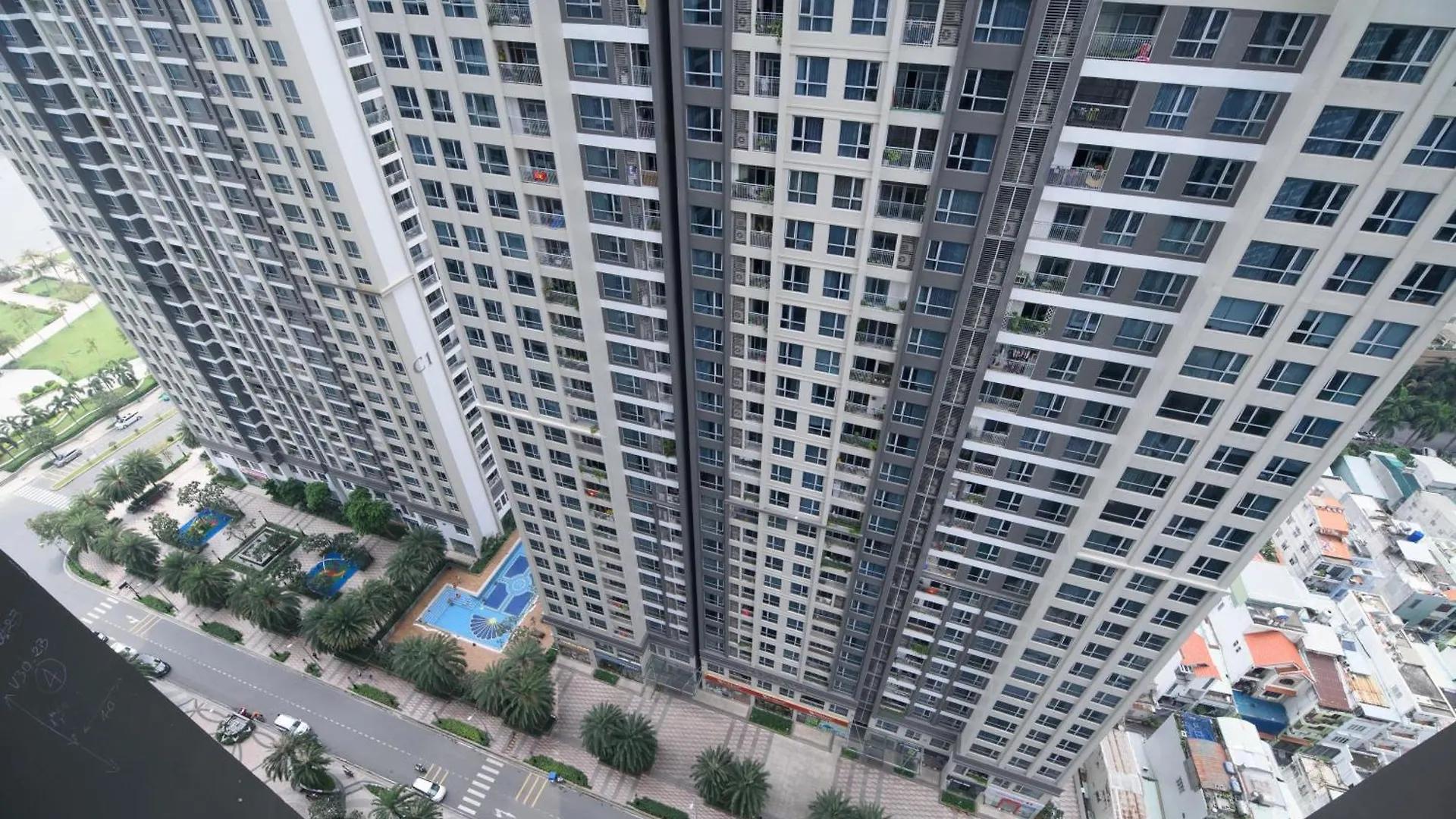 Vinhomes Central Park Collection XIII Ho Chi Minh City Apartment